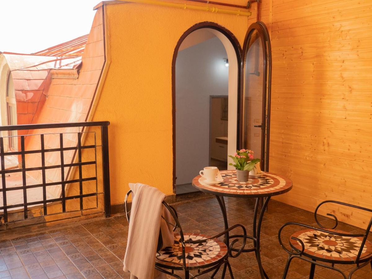 One Love Terrace Apartment Bucarest Extérieur photo