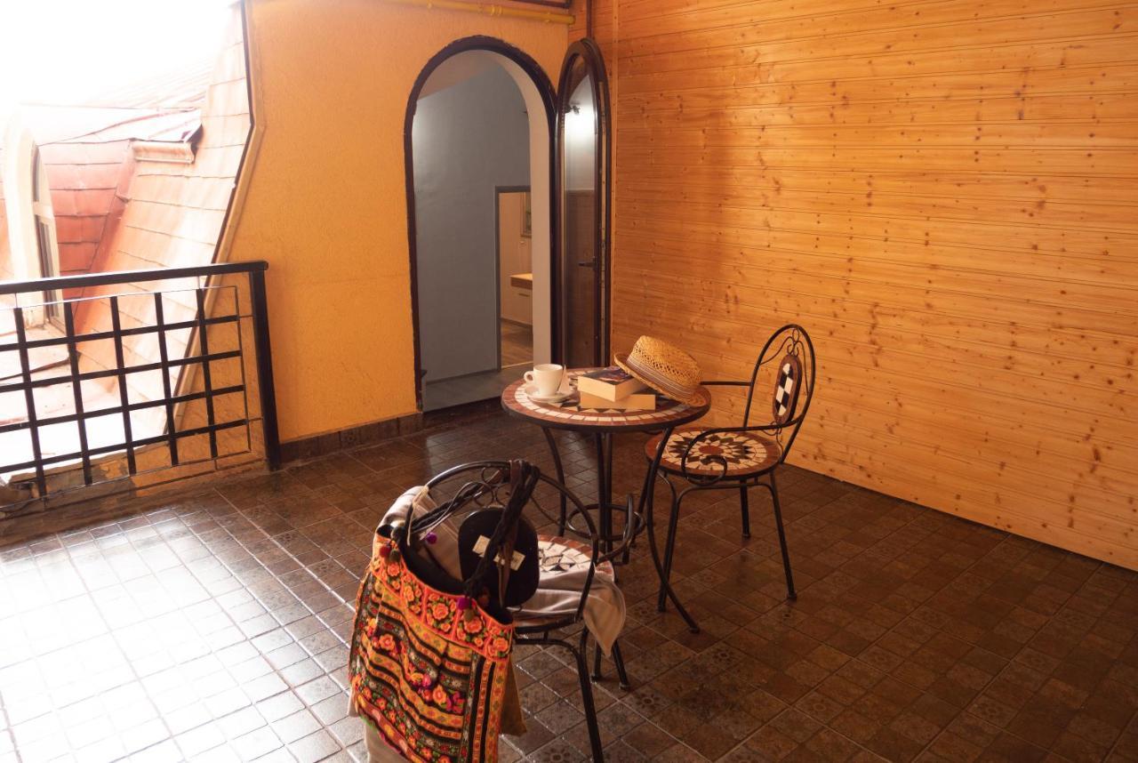 One Love Terrace Apartment Bucarest Extérieur photo